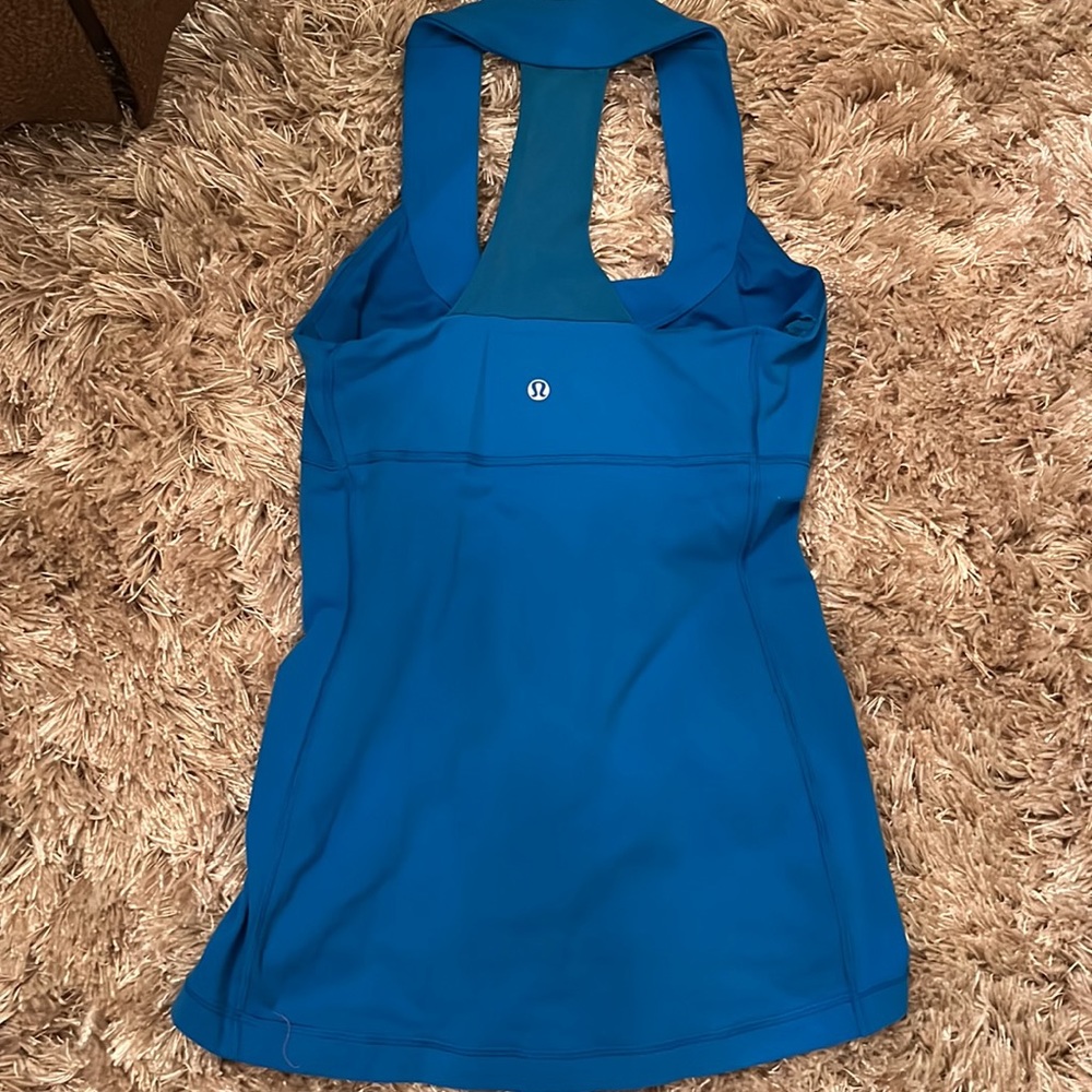 Lululemon tank top. Size 6 blue. - Picture 4 of 4